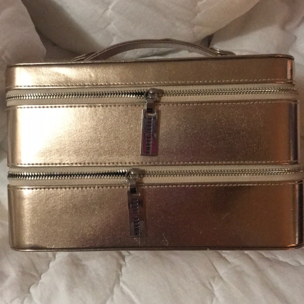 Bobbi Brown Train Case- Light gold/rose gold